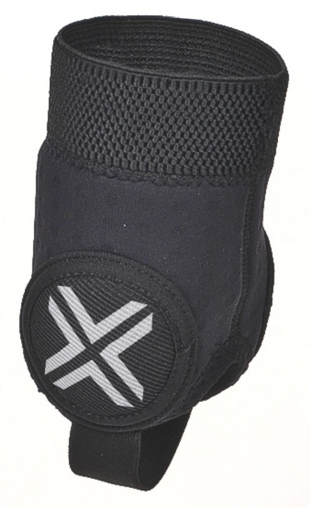One Size Fuse Protection Alpha Ankle Brace Black/White 