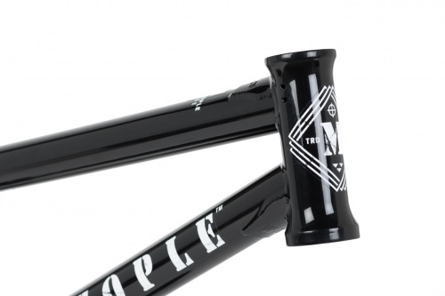 Rám Wethepeople MESSAGE 2017 Glossy Black