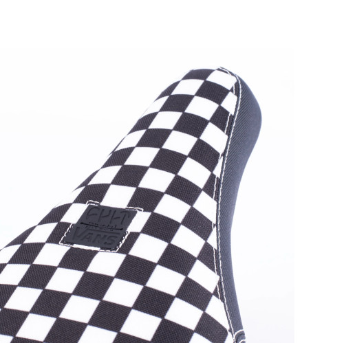 Sedlo Cult VANS SLIP ON Fat Checkerboard/White/Gum