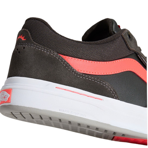 Boty Vans BMX PROOF WAFFLECUP Fade Black/Coral
