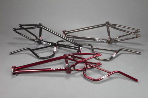 United RIGAL Frame Smoked Chrome