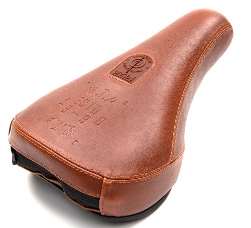 Wethepeople Pivotal SMUGGLER Fat Seat Leather